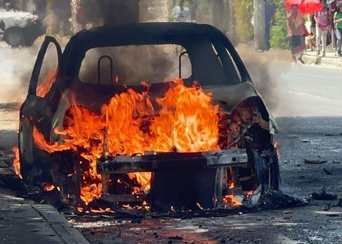 Hombres armados incendian taxi en Álamo, Veracruz