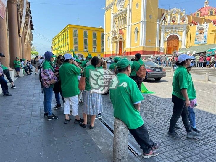 Integrantes de UNTA cierran el centro de Xalapa