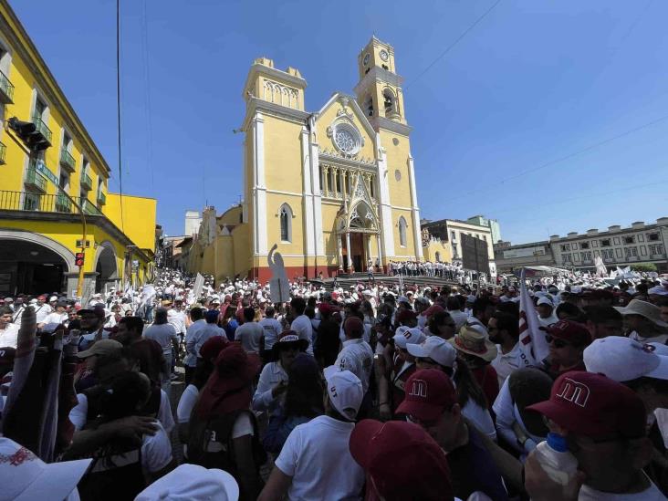 Militantes de Morena ‘muestran músculo’ en Xalapa