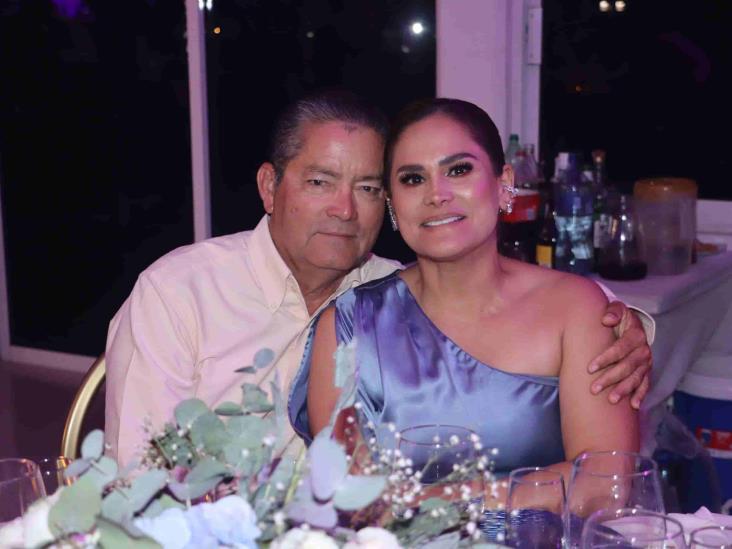 Eliana Alceda Álvarez y Víctor Hugo Chantrés Castillo contraen sagrado matrimonio