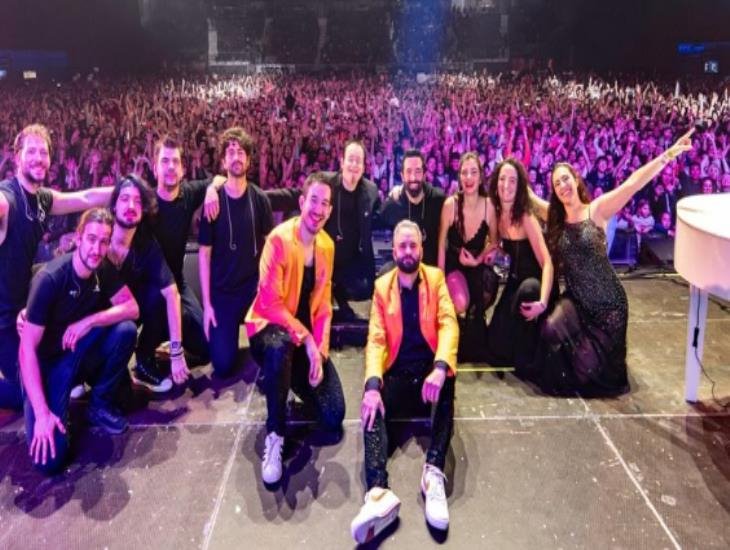 Estos influencers de España cantarán en él Vive Latino 2024