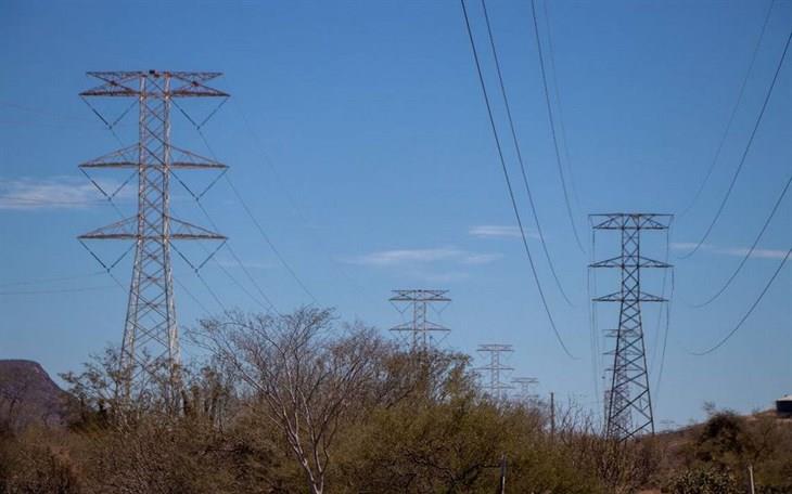 Gobierno invertirá 300 mm de dólares para la construcción de plantas de energía en Baja California