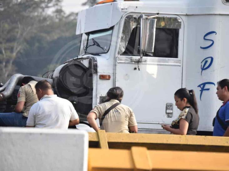 Del Estado de México, trailero asesinado durante bloqueo en la Córdoba-Veracruz