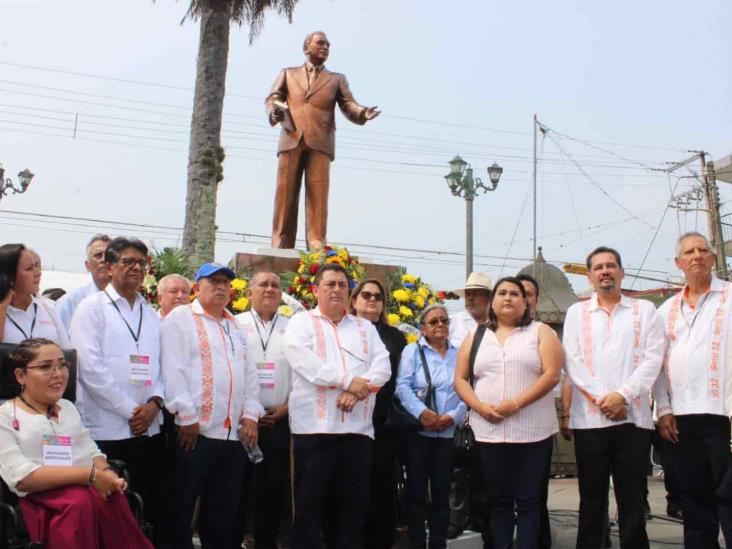 En Misantla, Sección 32 del SNTE recuerda a Alfonso Arroyo Flores