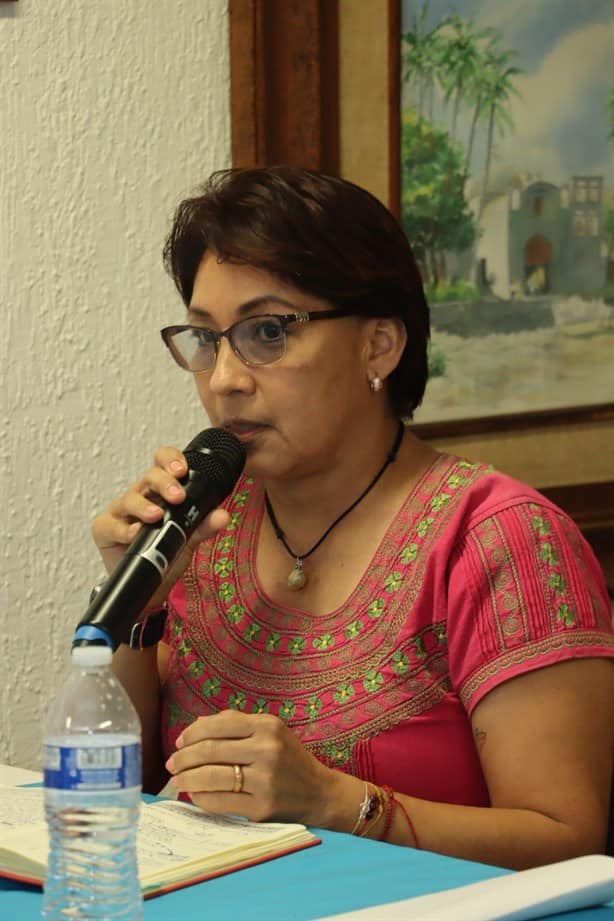 Concepción Hernández Mijangos presentó su libro ‘Primavera Comunitaria’