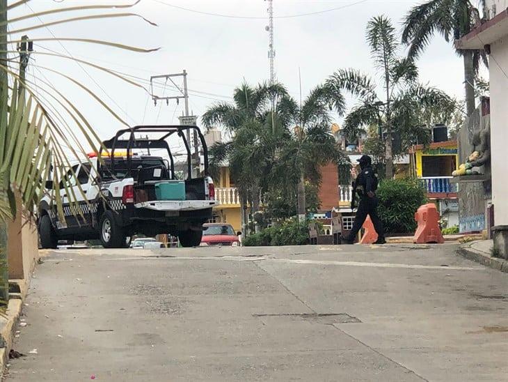 Abandonan cuerpos frente al palacio municipal de Cazones (+ VIDEO)