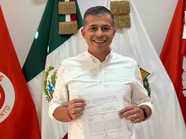 Agustín Arcos Gamboa, precandidato de Movimiento Ciudadano en Xalapa