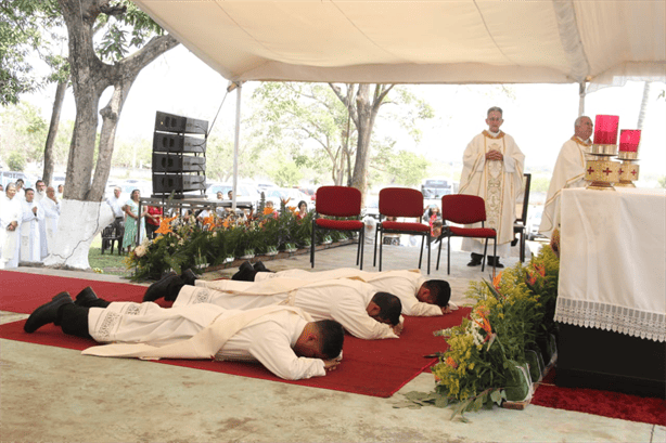 Diócesis de Veracruz ordena tres nuevos sacerdotes en Seminario San José | VIDEO