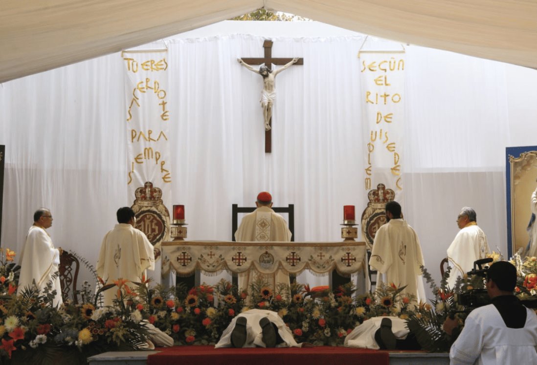 Diócesis de Veracruz ordena tres nuevos sacerdotes en Seminario San José | VIDEO