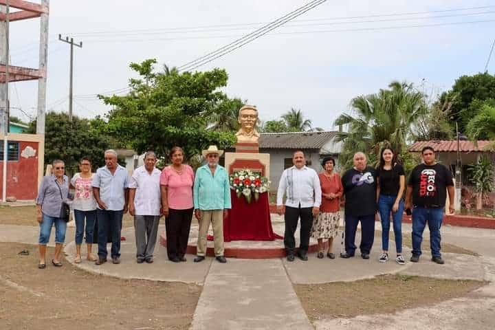 Celebran el 134 aniversario del natalicio de José Cardel Murrieta en Veracruz