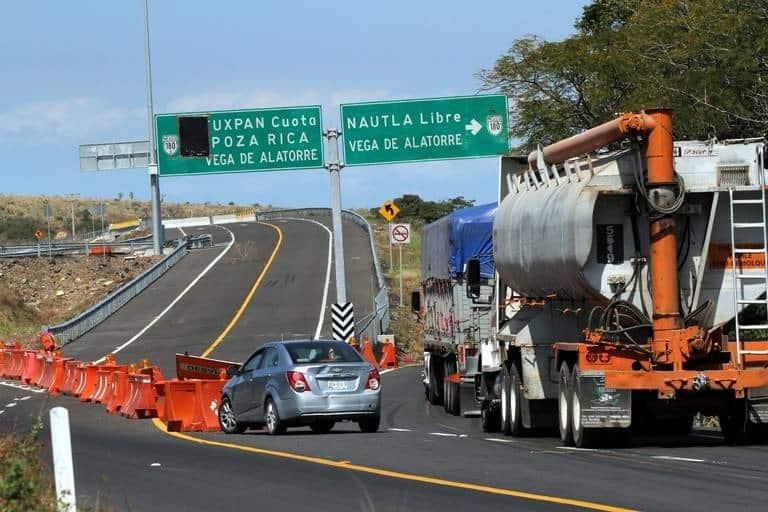 Cierran parcialmente la autopista Cardel – Veracruz por accidente