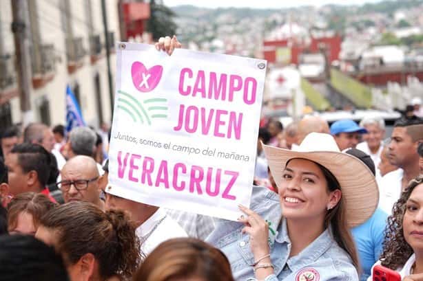 Pepe Yunes se registra ante el OPLE como candidato a la gubernatura de Veracruz