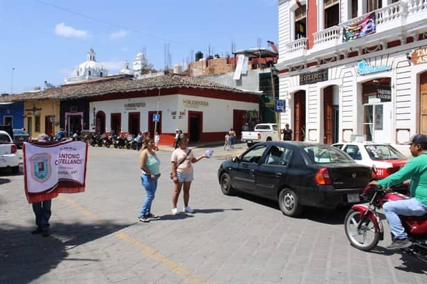 Buscan apoyo para electrificación de escuela en Misantla