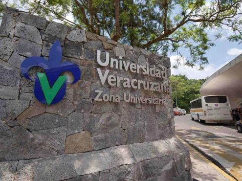 En entredichos la Universidad Veracruzana