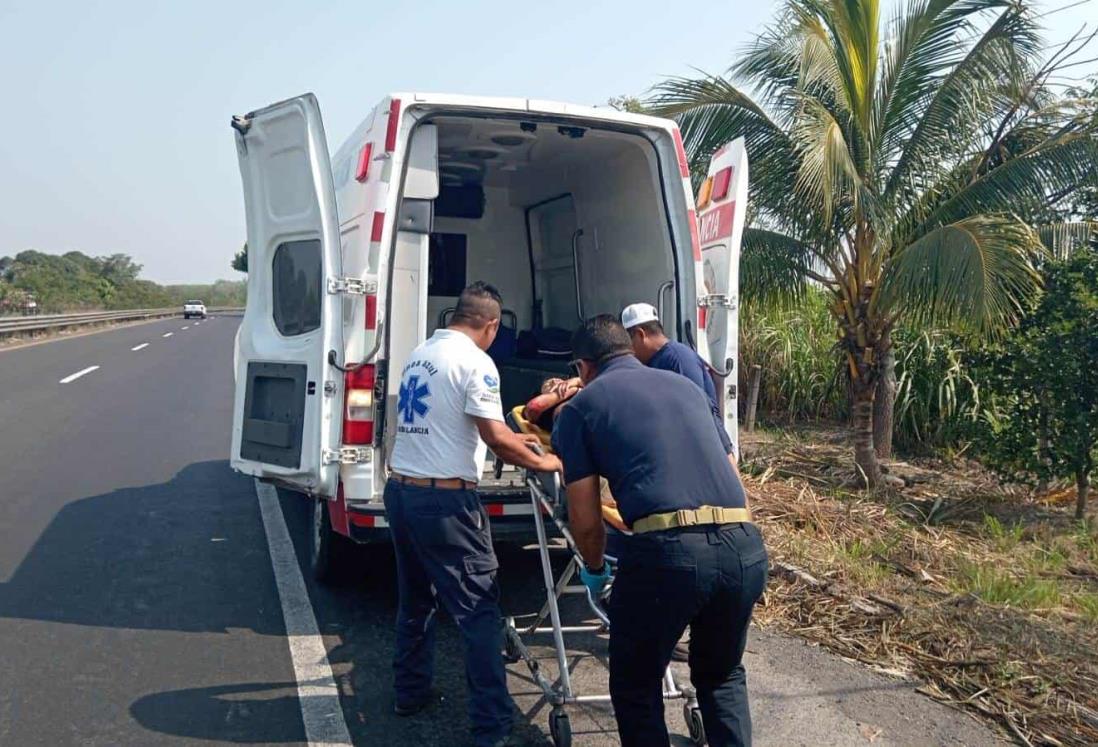 Jovencita sufre accidente en moto en Puente Nacional, Veracruz