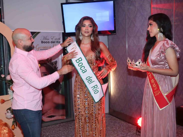 Génesis Vera Fernández recibió banda como Miss Earth Boca del Río 2024