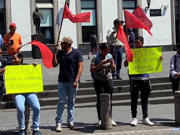 Movimiento Antorchista exige en Xalapa justicia por crimen en Guerrero