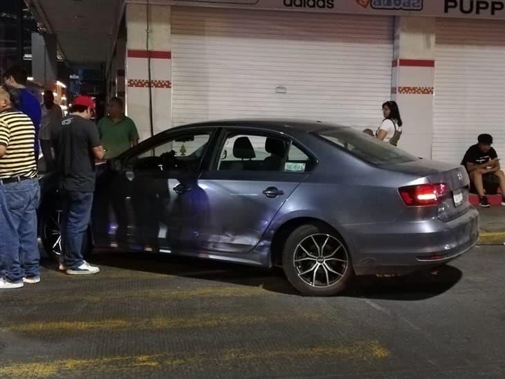 Se registra accidente automovilístico en el centro de Córdoba