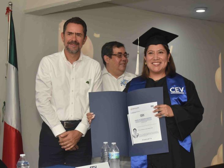 El Centro de Estudios Veracruz CEV Universidad realizó ceremonia de graduación en posgrados