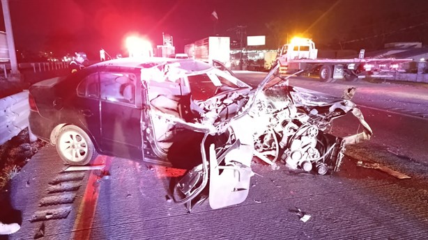 Dos heridos tras fuerte accidente en la autopista Puebla-Veracruz