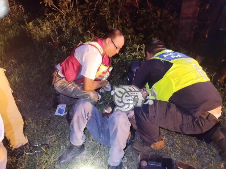 Dos motociclistas graves tras perder el control y derrapar en Fortín