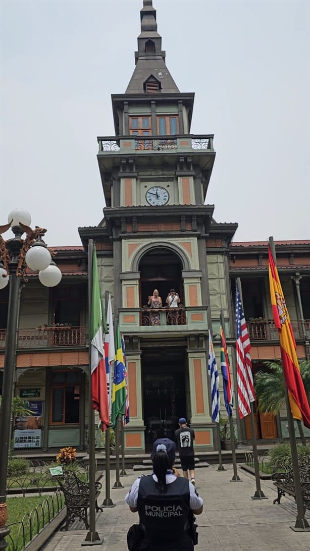 Wendy Guevara y Emilio Osorio visitan sitios turísticos de Orizaba