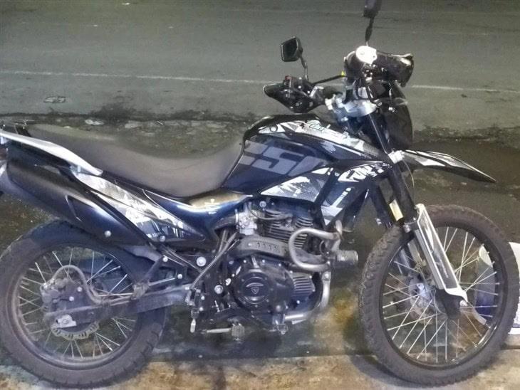 ¡De nuevo!; roban motocicleta en el estacionamiento de Soriana 