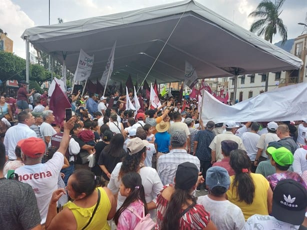 En Río Blanco, agradece Rocío Nahle apoyo tras ataques en su contra