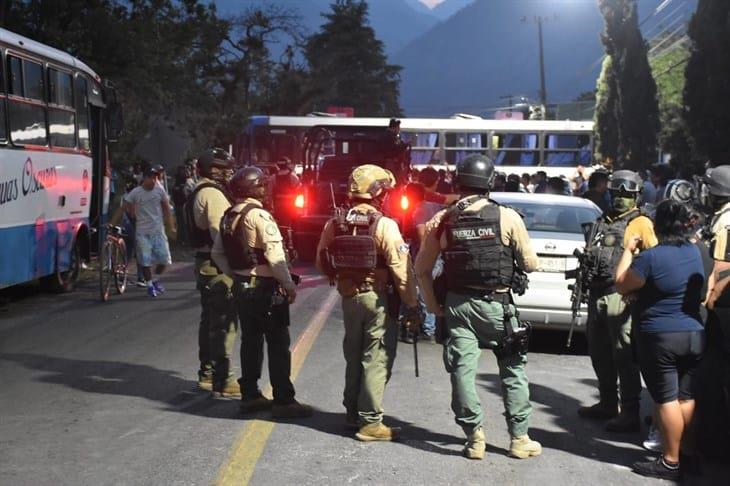 Fuerza Civil y Policía Estatal intervienen en manifestación de Tlilapan