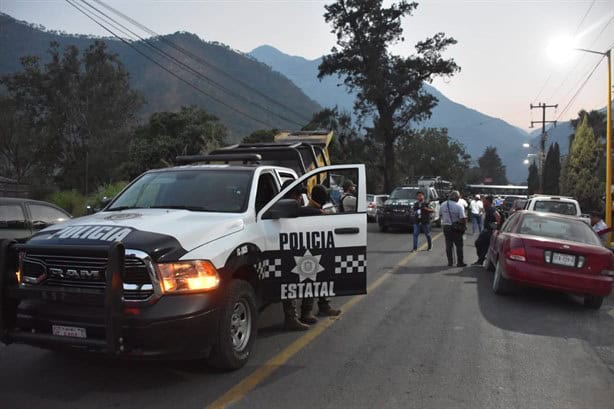 Fuerza Civil y Policía Estatal intervienen en manifestación de Tlilapan