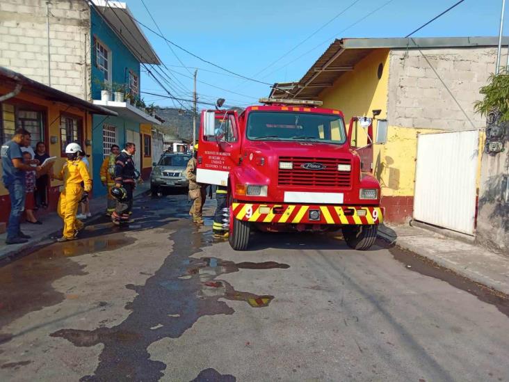 Incendio calcina vivienda en Orizaba