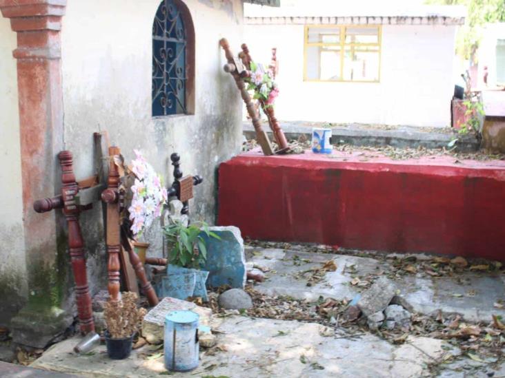 Panteón de Misantla, objeto de vandalismo y hasta rituales