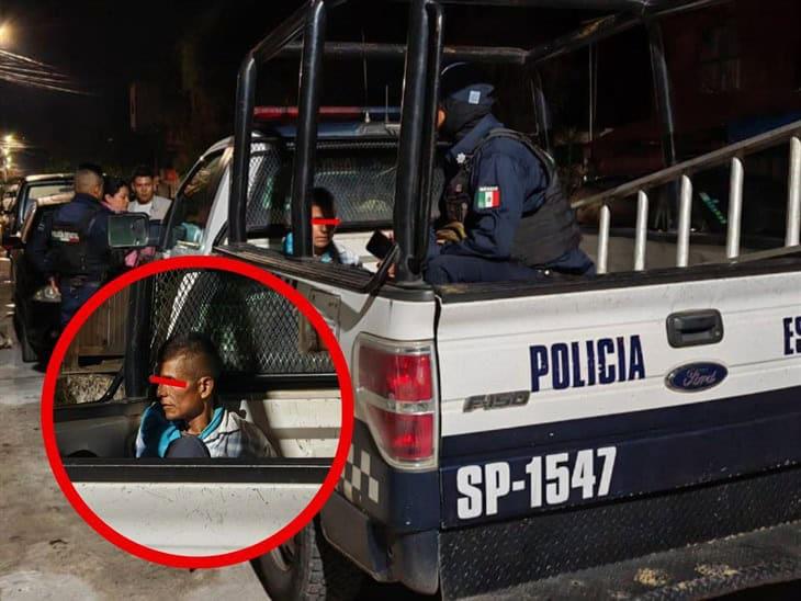 Vecinos frustran robo en colonia de Xalapa; ladrón se paseaba por las azoteas 