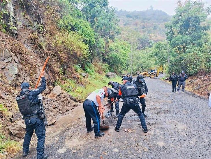 Reportan más afectaciones por derrumbes carreteros en Alto Lucero