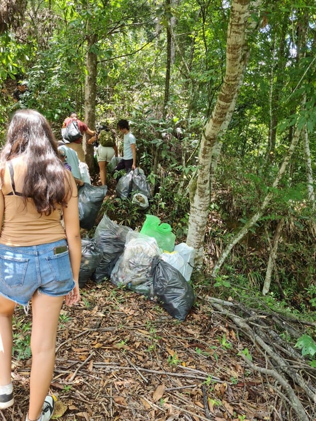 Ríos de Veracruz, envenenados por plásticos y saqueo de transnacionales: colectivos