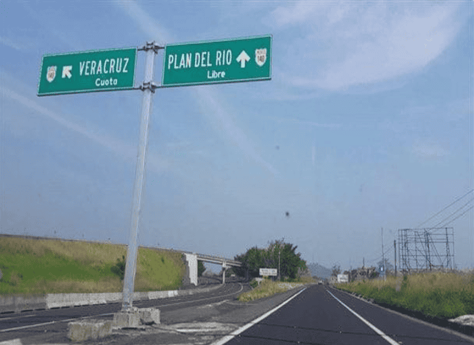 Urge mantenimiento en la autopista Xalapa-Veracruz