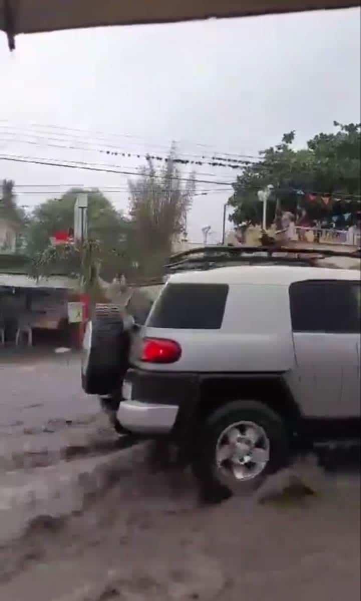 Torrenciales lluvias causan inundaciones en los municipios veracruzanos de Emiliano Zapata y Coatepec (+Video)