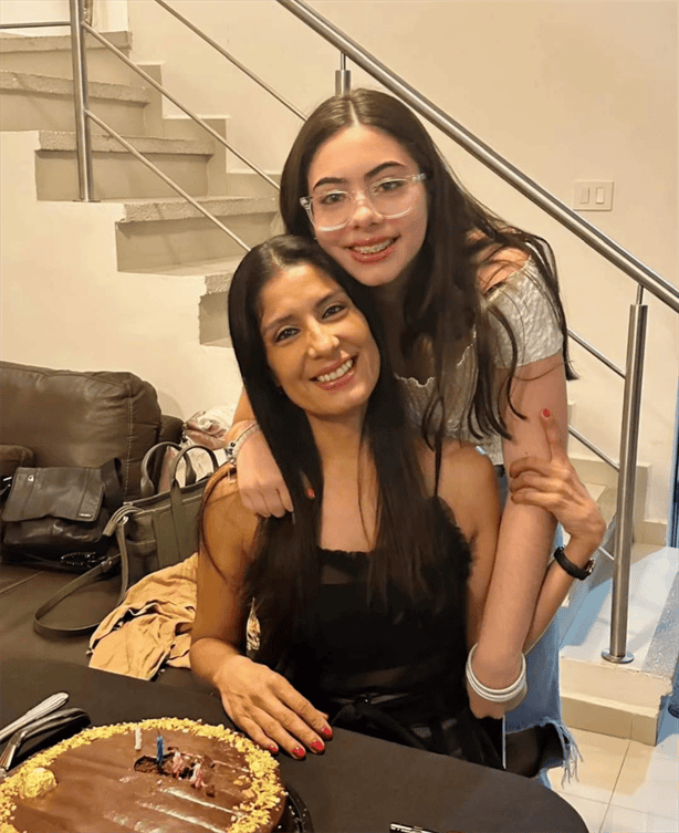 Gabriela Elvira de Morales celebra con amor de familia