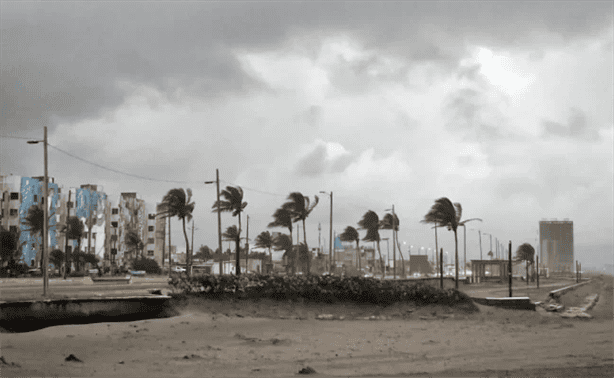 Disturbio tropical 94L provocará más lluvias en Veracruz ¡atención!