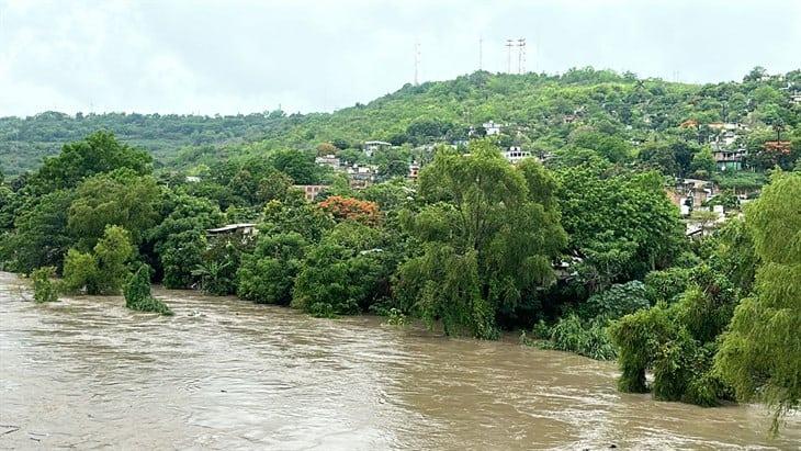 Nivel del río Cazones sigue en aumento; en alerta por desbordamiento