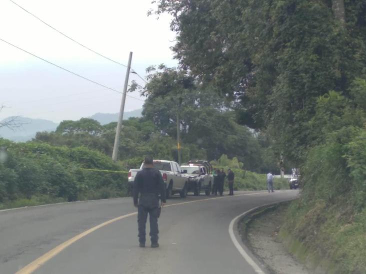 Ejecutan, embolsan y abandonan a mujer en carretera federal Coscomatepec-Huatusco