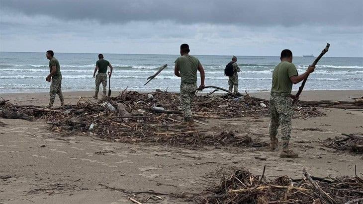 ¡Por fin! Llevan a cabo jornada de limpieza en Playa de Tuxpan