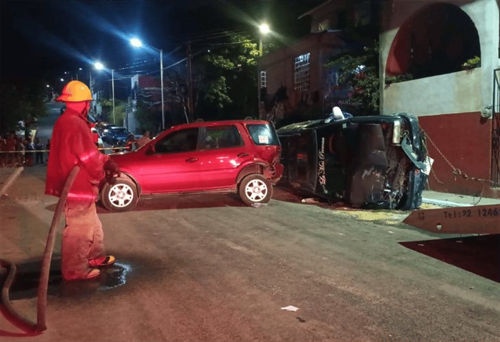 Camioneta causa choque y termina volcada en Córdoba: ¿Qué ocurrió?