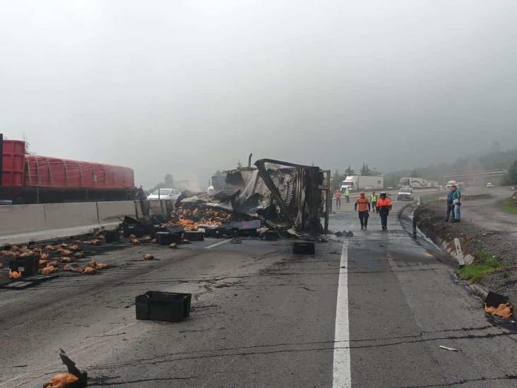 Desaparición del chofer en accidente de tráiler