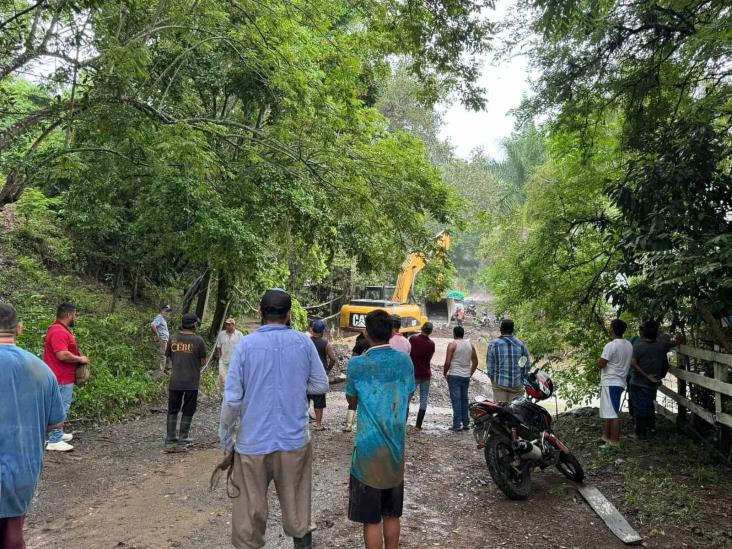 En Juchique de Ferrer fuertes lluvias causan estragos en infraestructura