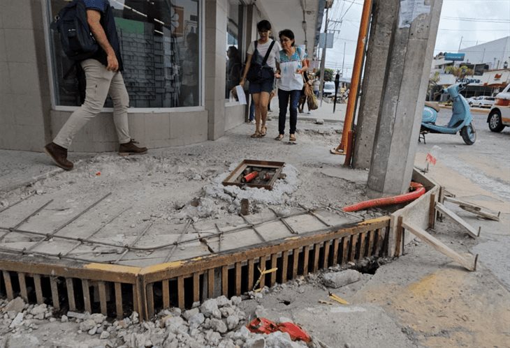 Reclaman obra inconclusa en avenida en Poza Rica; lleva casi un año 