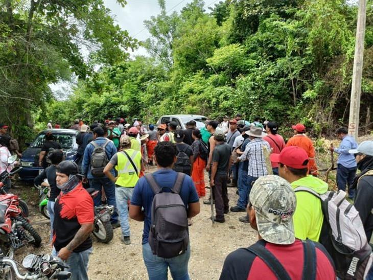 Líderes sindicales del sur de Veracruz intercambian balazos en el camino a el Polvorín, en Moloacán