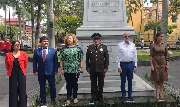 En Orizaba, conmemoran a Miguel Hidalgo y Costilla en su 213 aniversario luctuoso