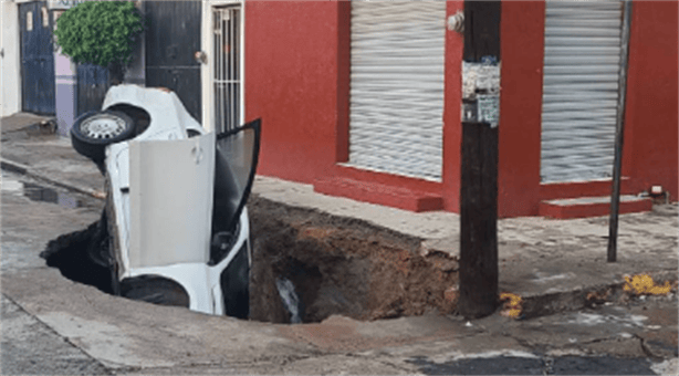 ¡Colapsa la tierra! Estos son los socavones más impresionantes en el país en los últimos días