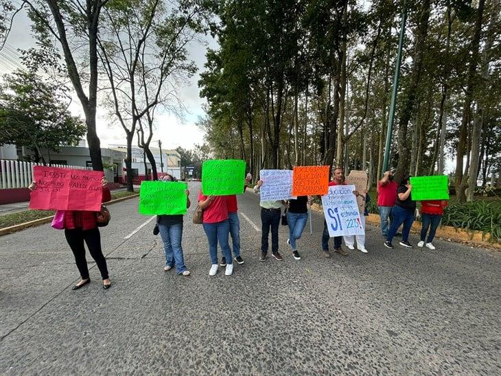 En Xalapa, aumentan las protestas en el ISSSTE contra cierre de estancia infantil